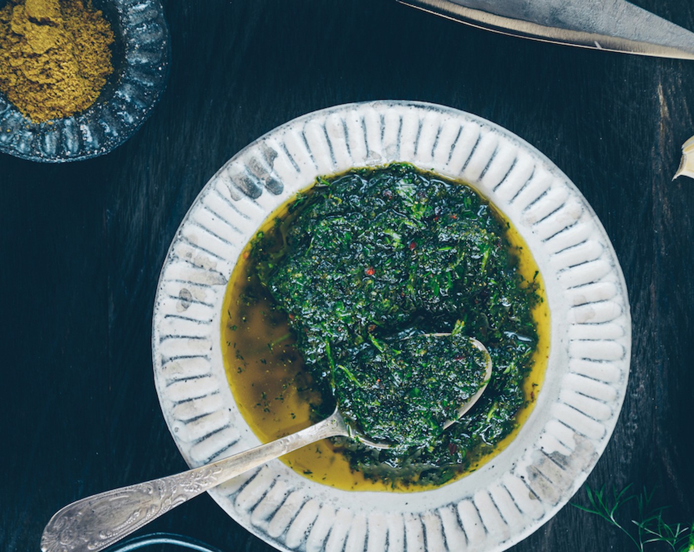 Schritt 2 Die Chilipaste in ein steriles Glas abfüllen und kühl stellen.