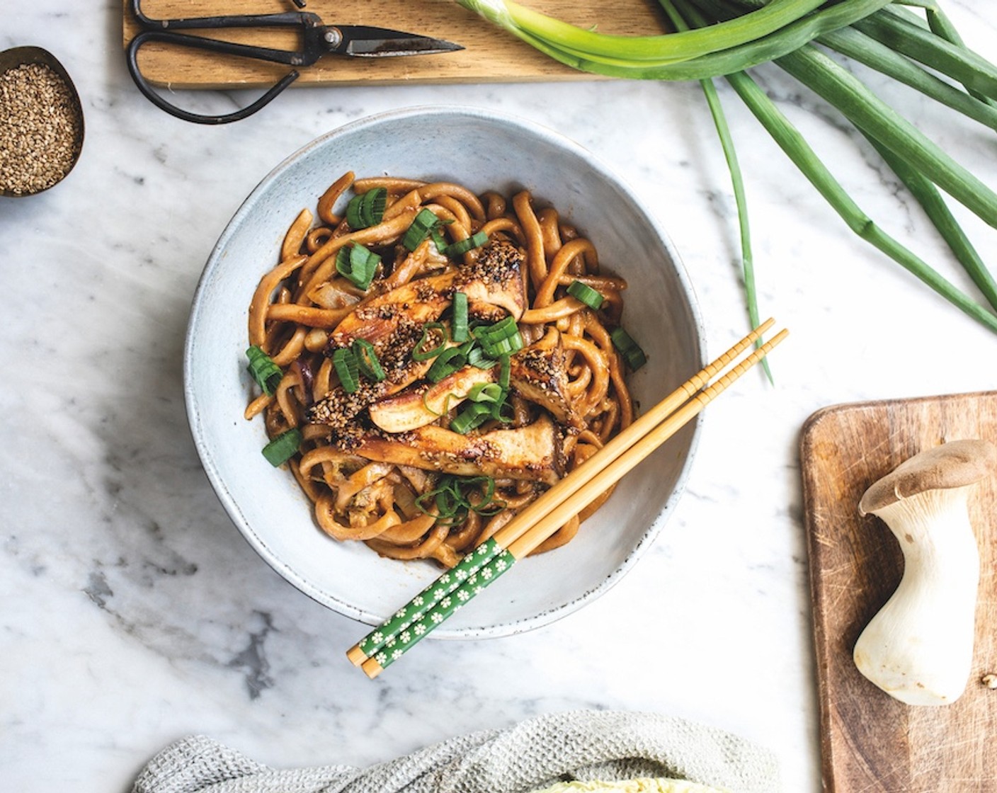 Udon Nudeln mit Kräuterseitlingen