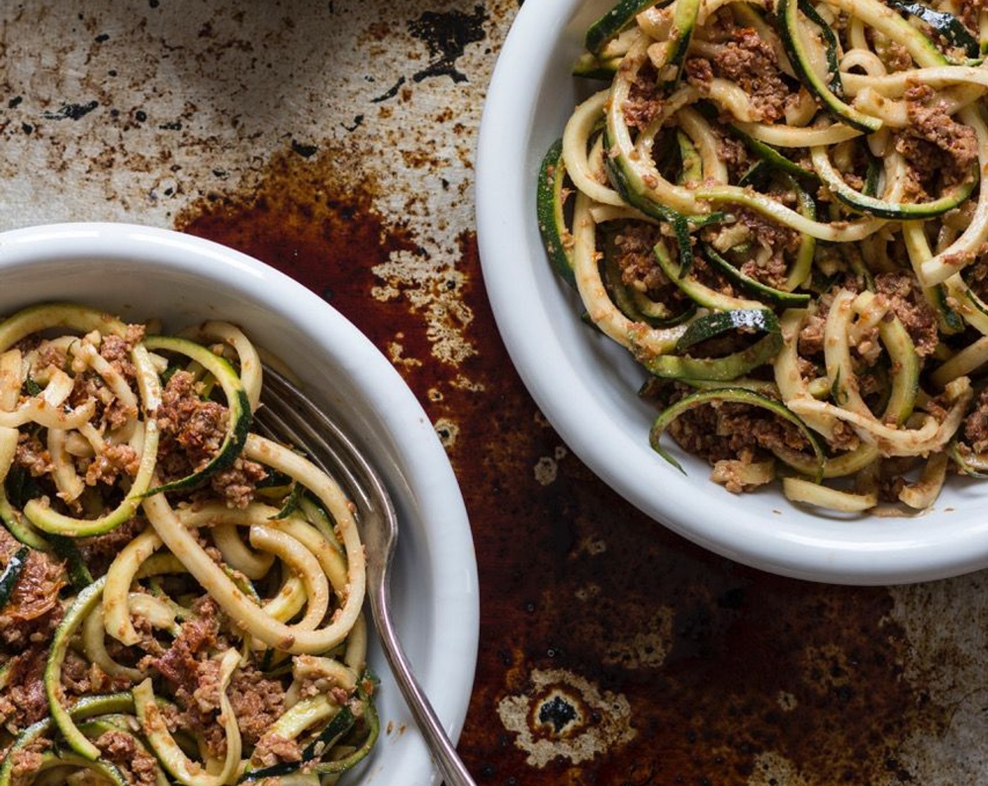 Schritt 3 Zum Schluss die Zucchini Spaghetti mit dem Pesto gut mischen und geniessen.