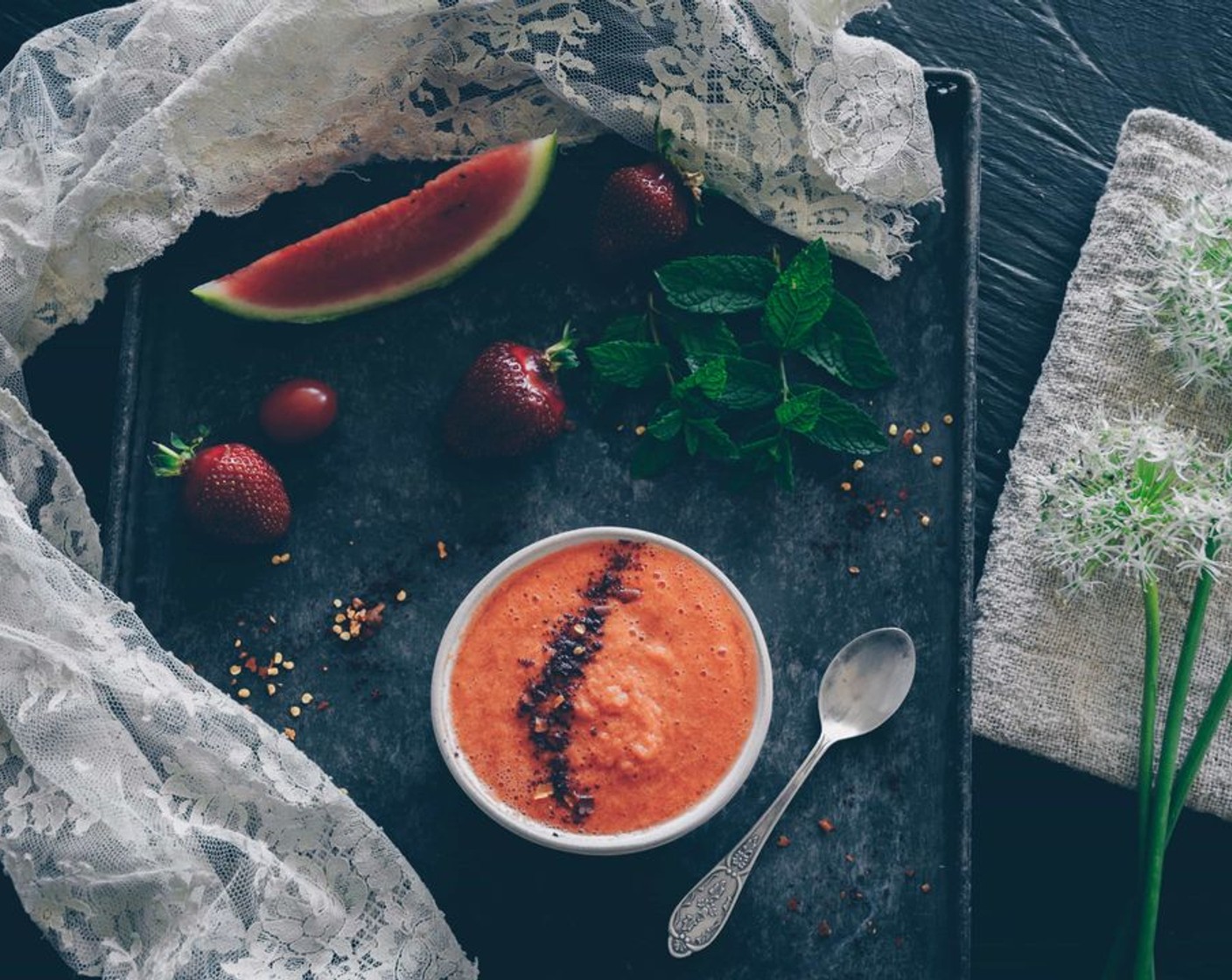Kalte Suppe - Gazpacho mit Wassermelone und Erdbeeren